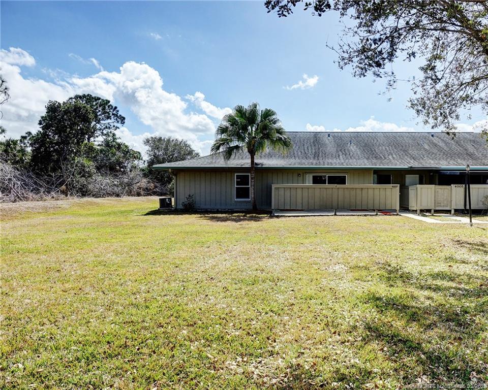 4007 NW Cinnamon Tree Circle