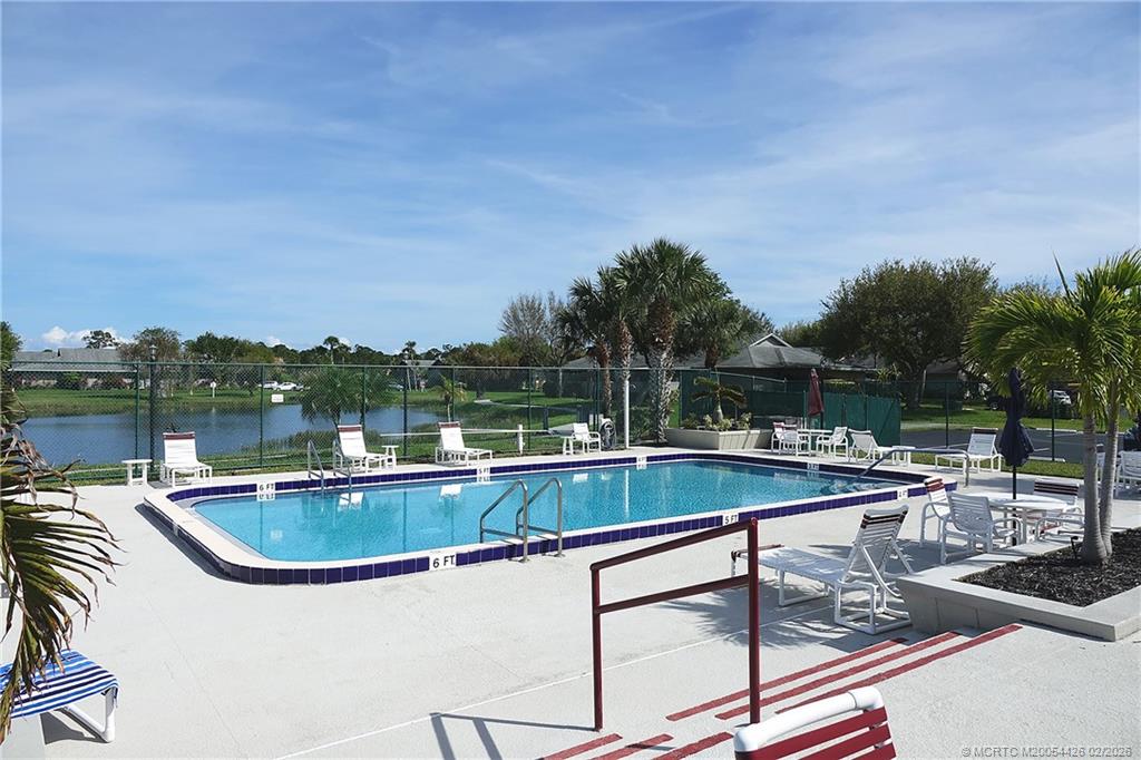 4007 NW Cinnamon Tree Circle