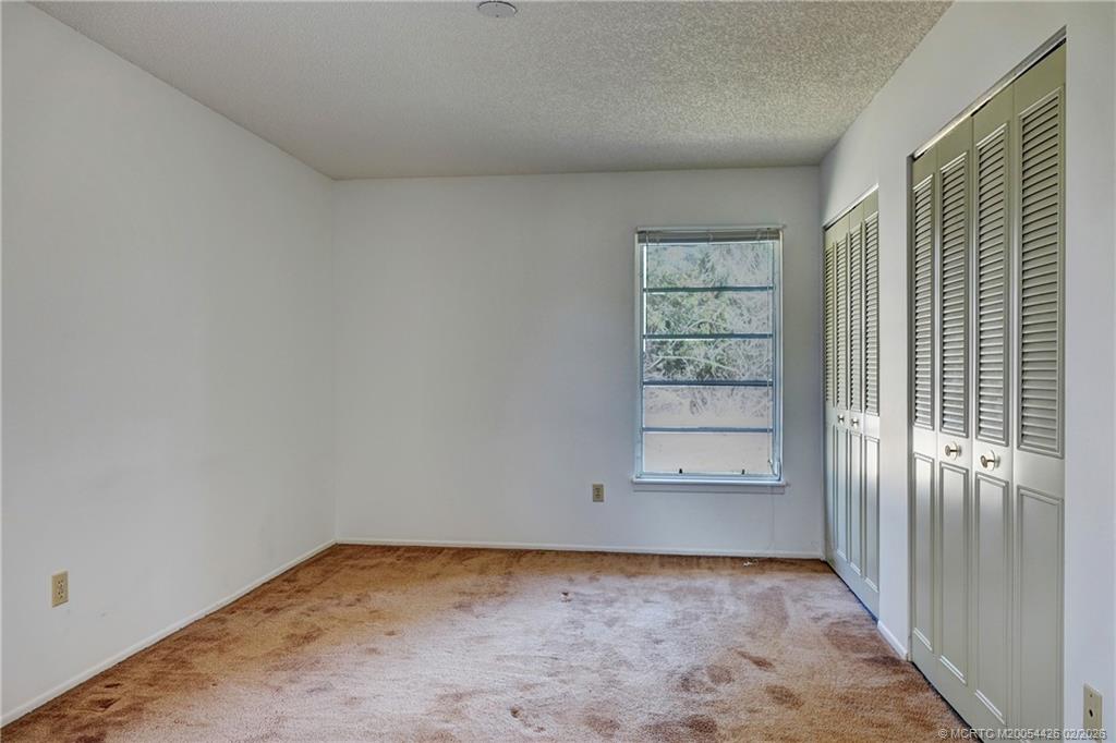 4007 NW Cinnamon Tree Circle