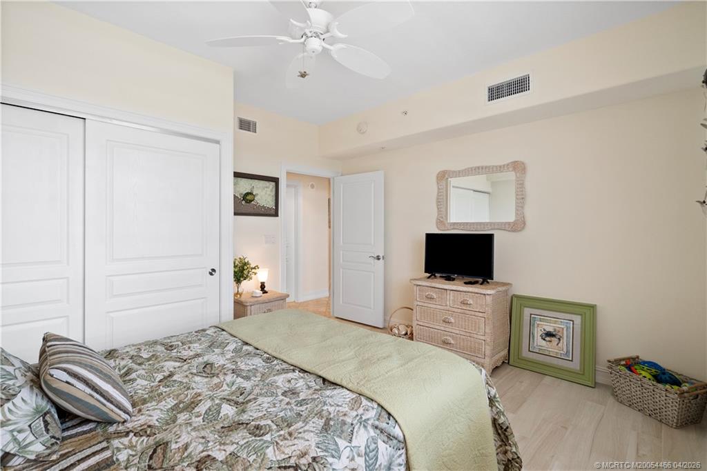 4160 N Highway A1a Avenue 906A