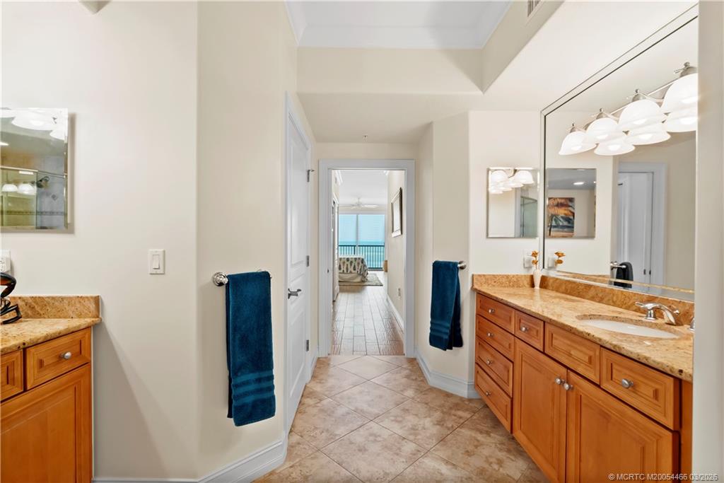 4160 N Highway A1a Avenue 906A