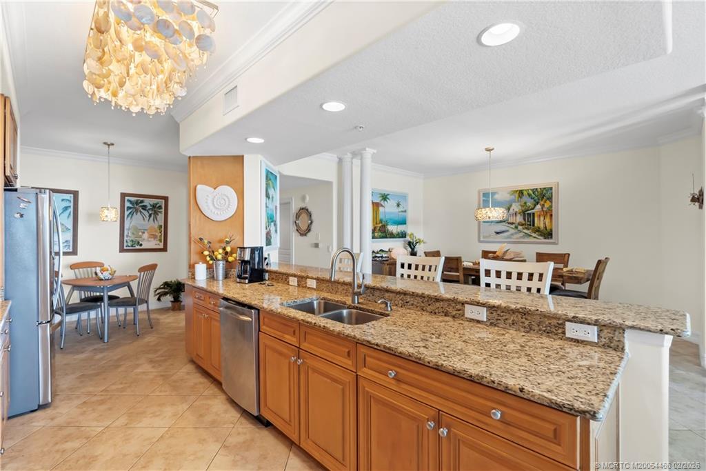 4160 N Highway A1a Avenue 906A