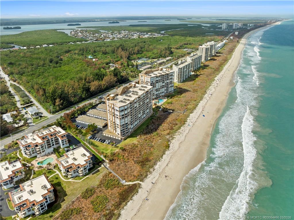 4160 N Highway A1a Avenue 906A