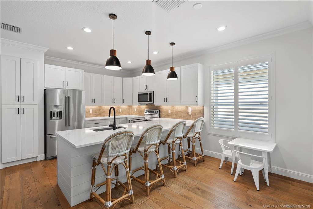 6509 SE Broadmoor Lane