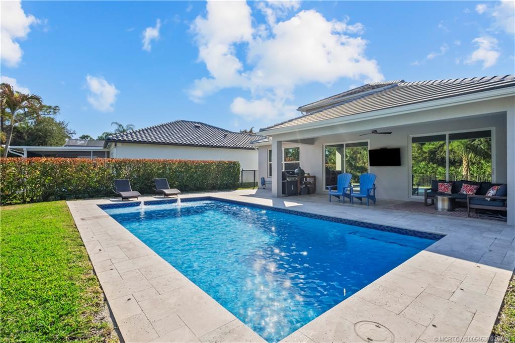 6509 SE Broadmoor Lane