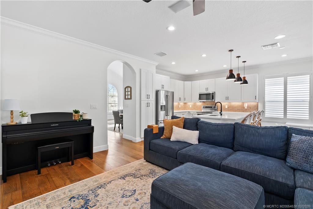 6509 SE Broadmoor Lane