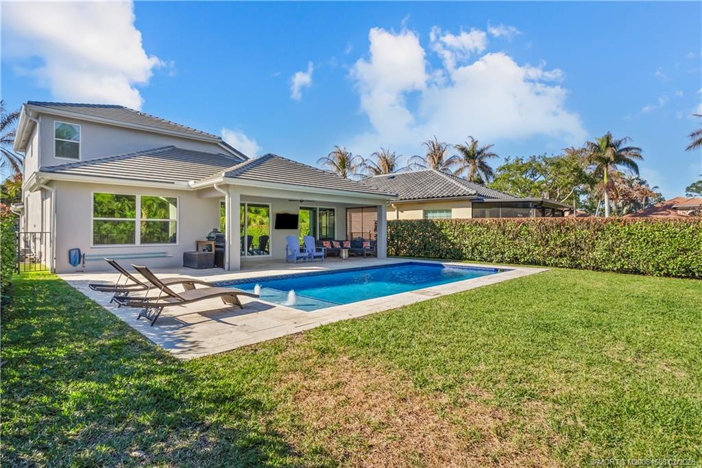 6509 SE Broadmoor Lane