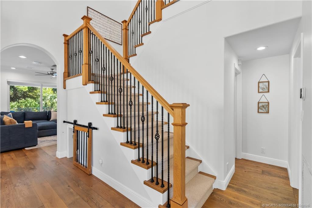 6509 SE Broadmoor Lane