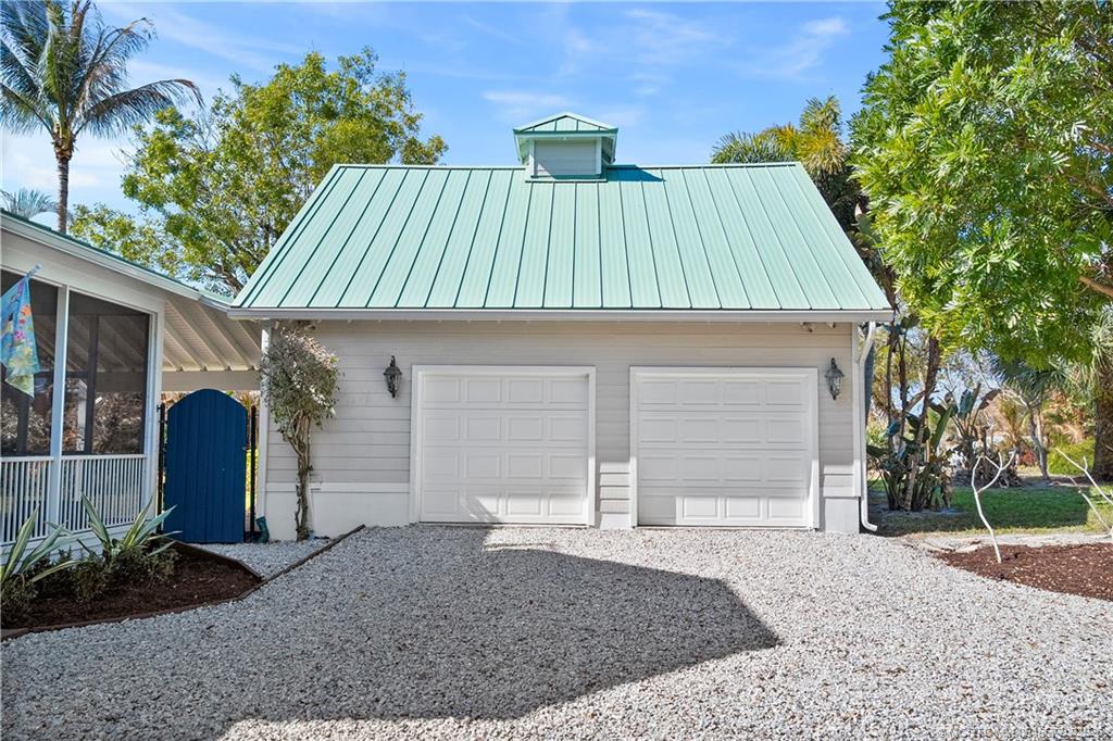 4276 SE Palmetto Street