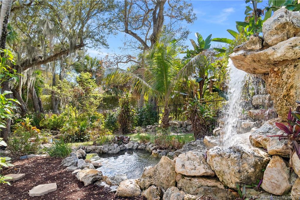 4276 SE Palmetto Street