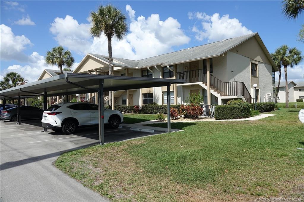 3051 SE Aster Lane 404