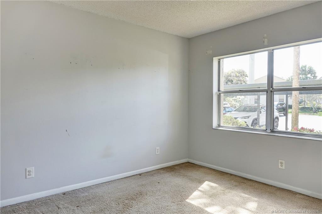 3051 SE Aster Lane 404