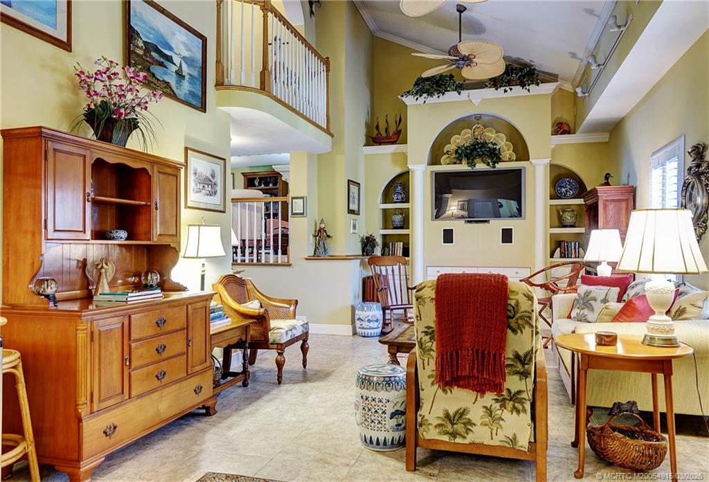 10205 S Indian River Drive