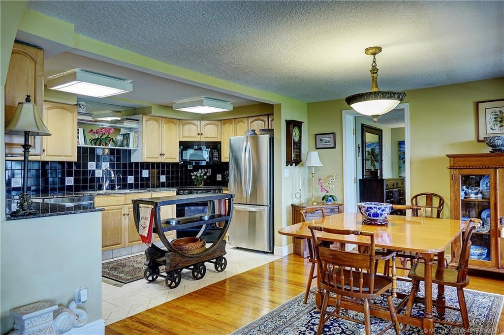 10205 S Indian River Drive