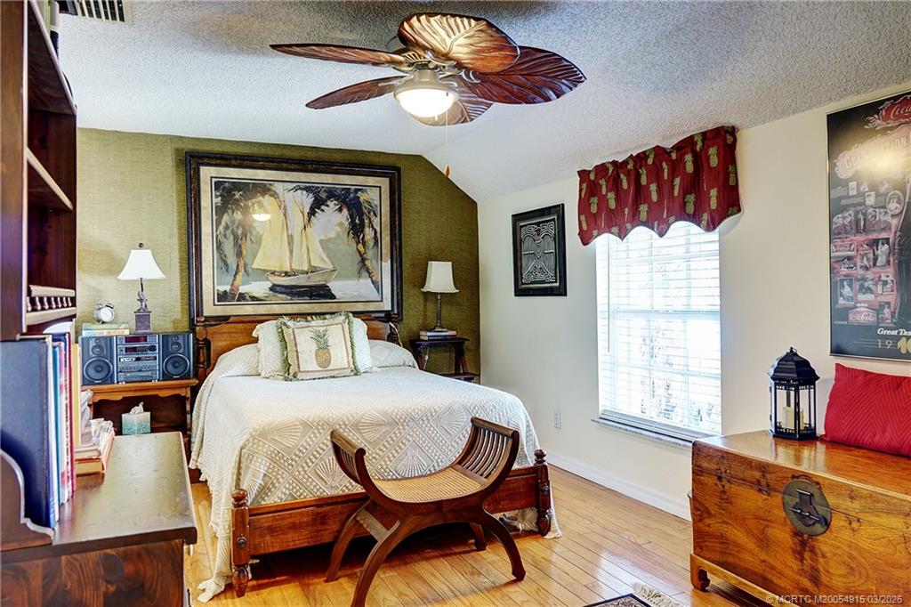 10205 S Indian River Drive