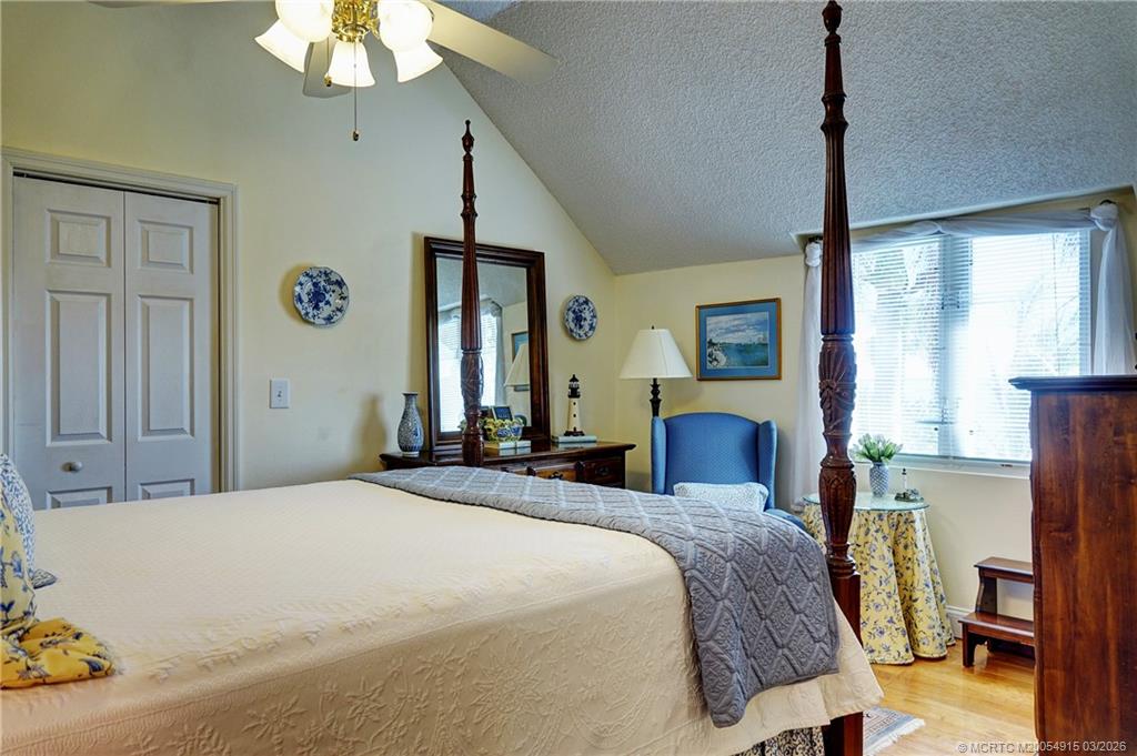 10205 S Indian River Drive