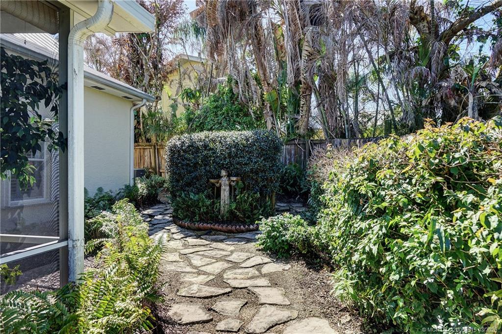 10205 S Indian River Drive