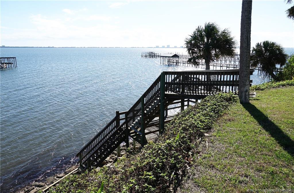 10205 S Indian River Drive