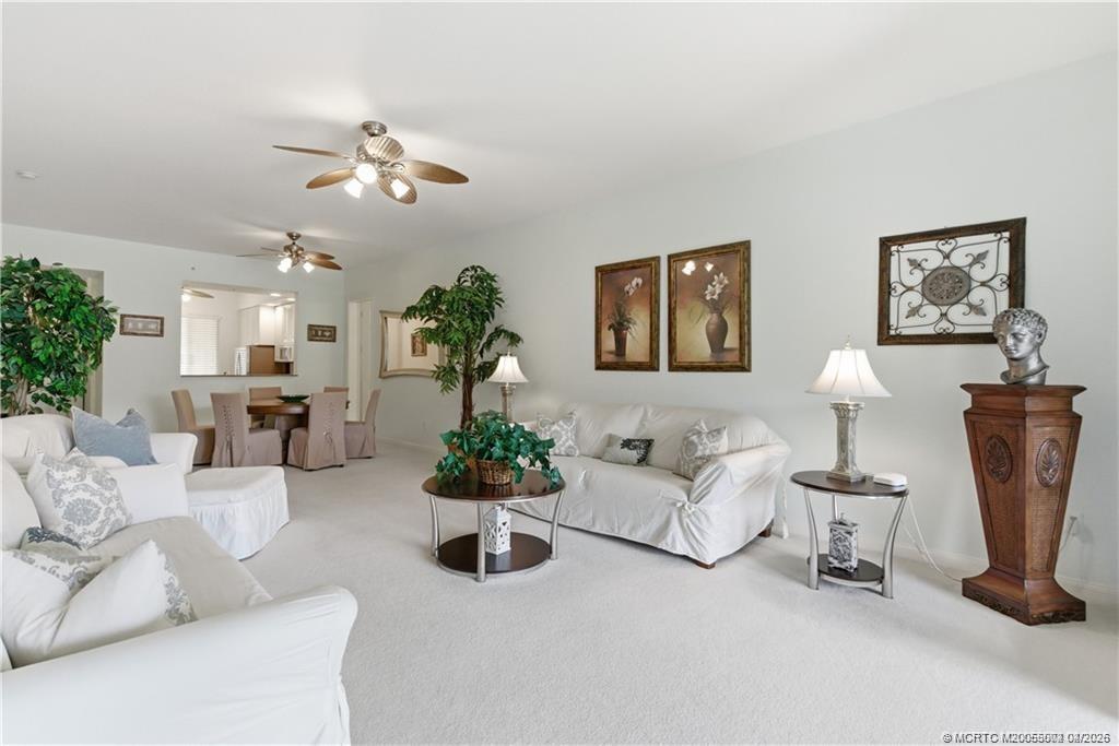 1 Harbour Isle Drive E 104