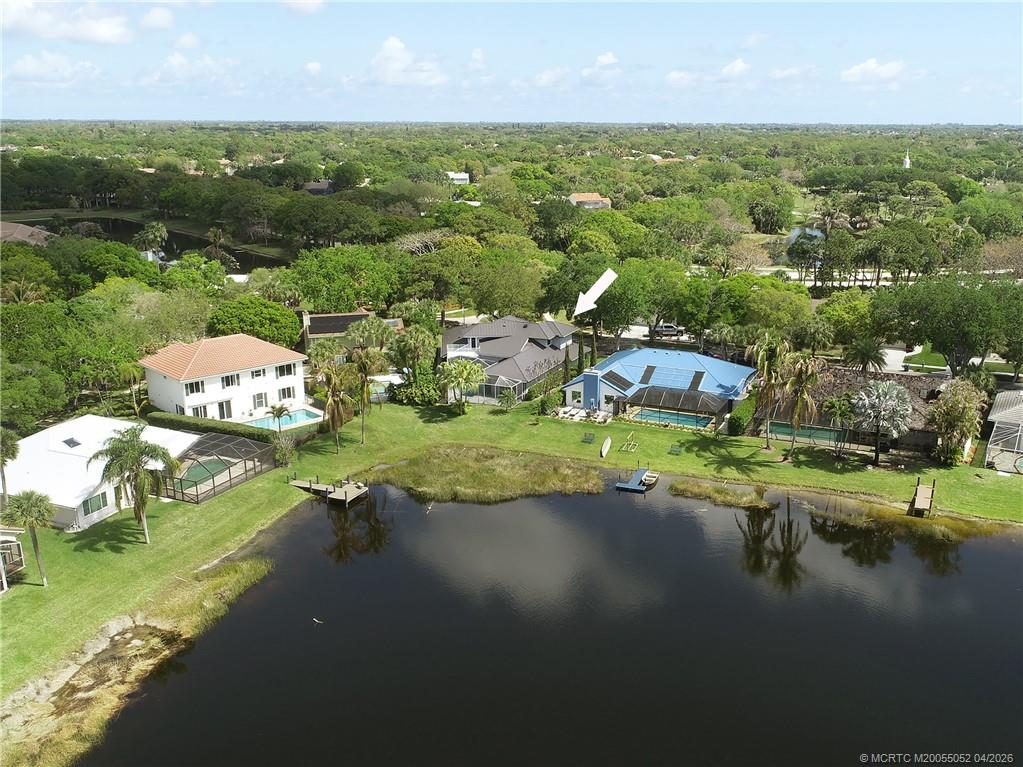 18421 Lake Bend Drive