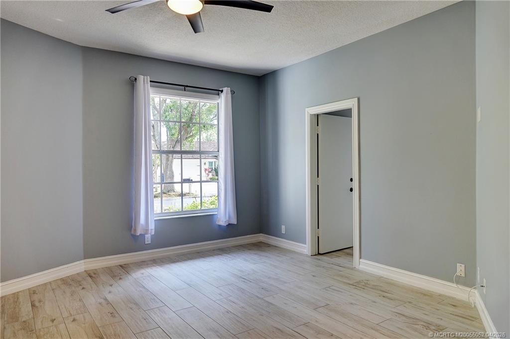 18421 Lake Bend Drive