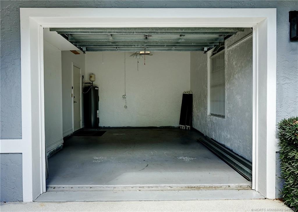 18421 Lake Bend Drive