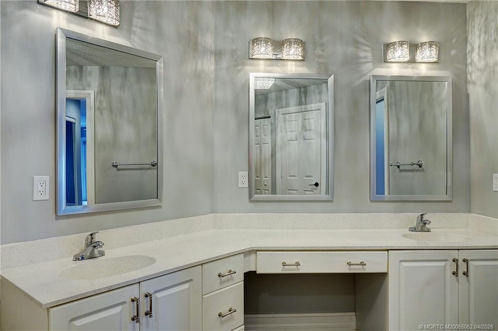 18421 Lake Bend Drive