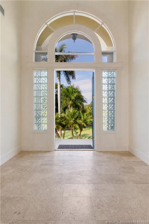 68 S Sewalls Point Road