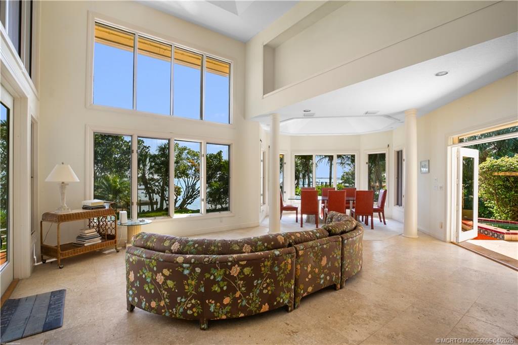 68 S Sewalls Point Road