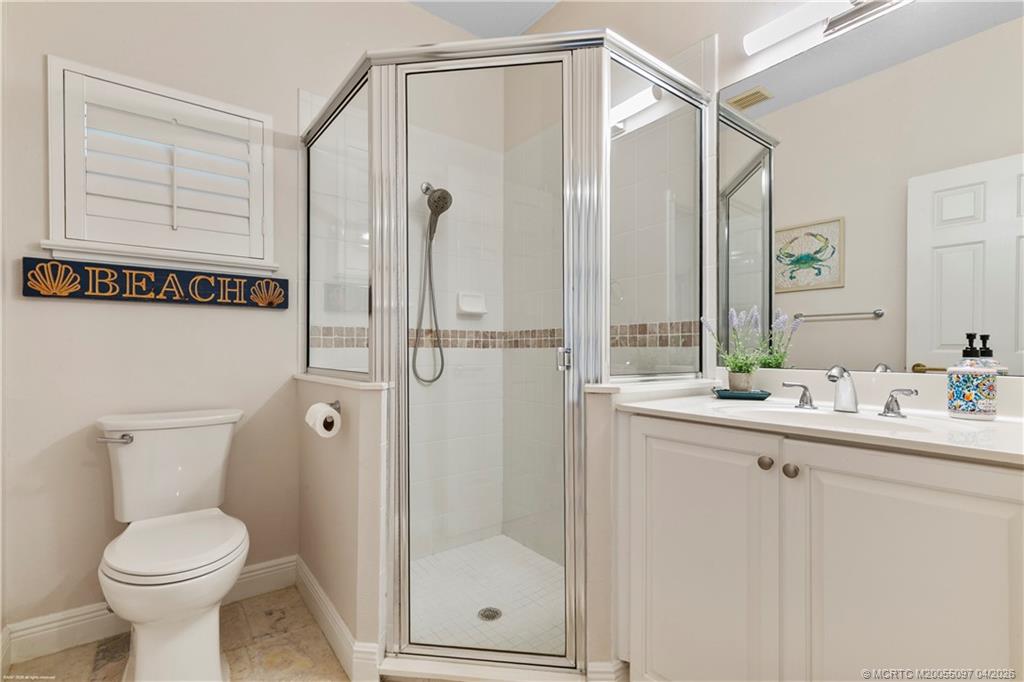 5661 SW Orchid Bay Drive