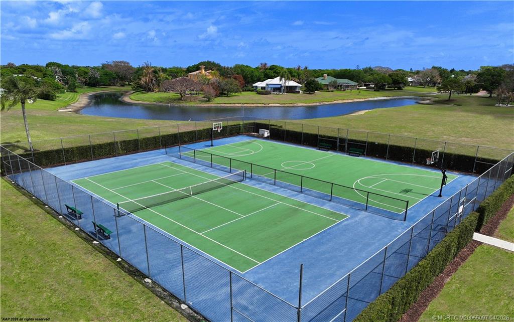 5661 SW Orchid Bay Drive