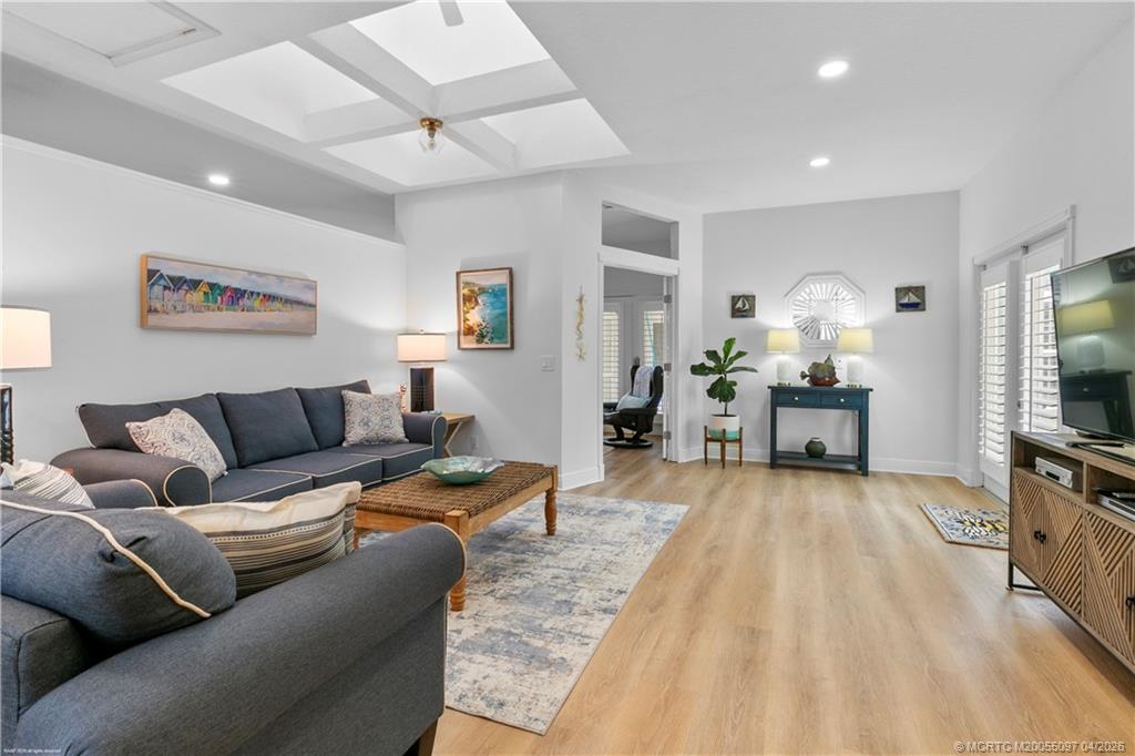 5661 SW Orchid Bay Drive