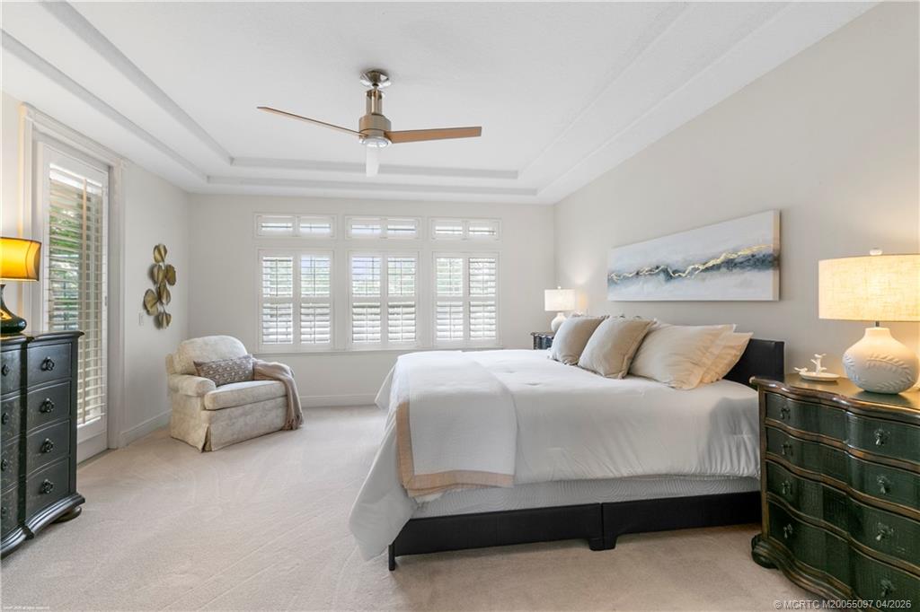 5661 SW Orchid Bay Drive