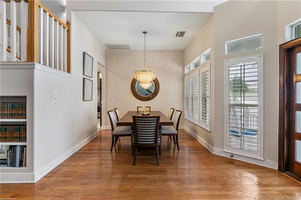 5661 SW Orchid Bay Drive