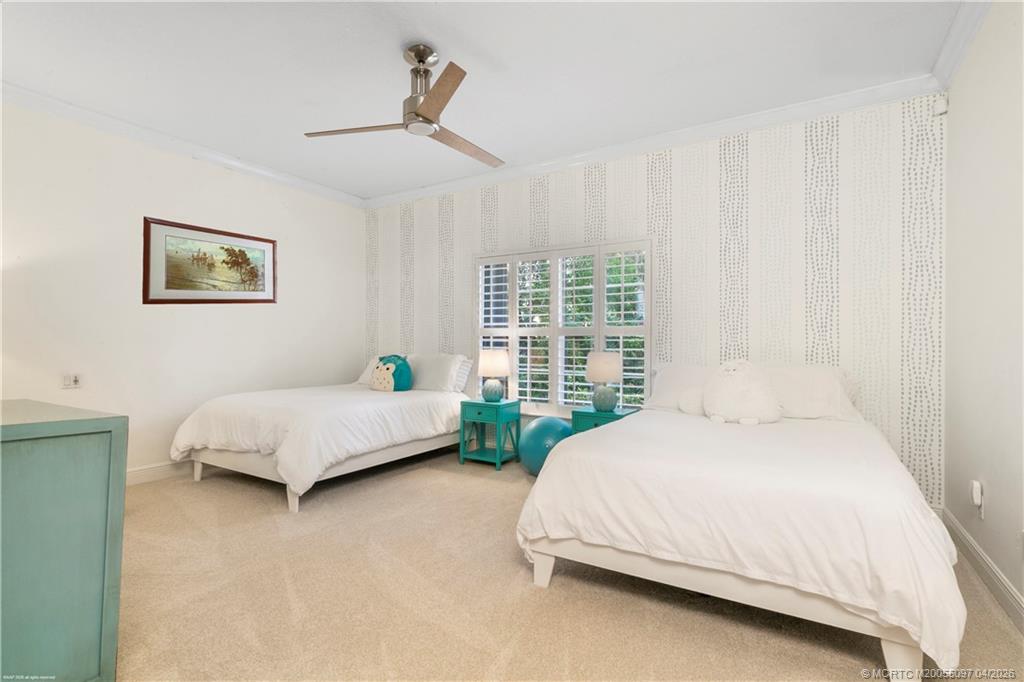 5661 SW Orchid Bay Drive