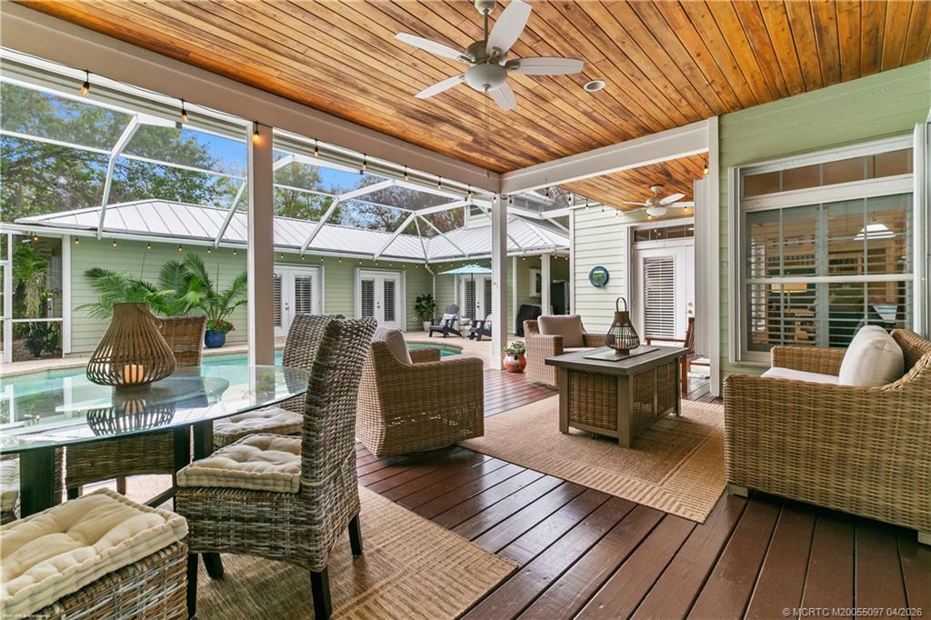 5661 SW Orchid Bay Drive