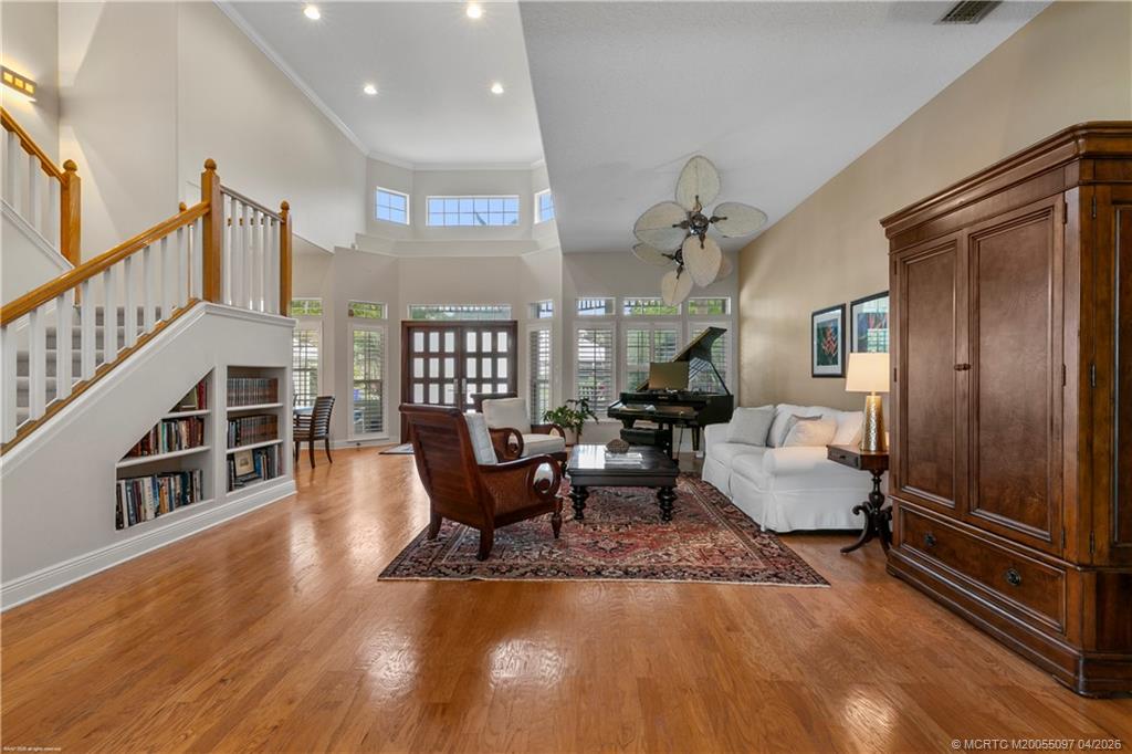 5661 SW Orchid Bay Drive