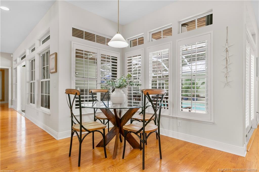 5661 SW Orchid Bay Drive