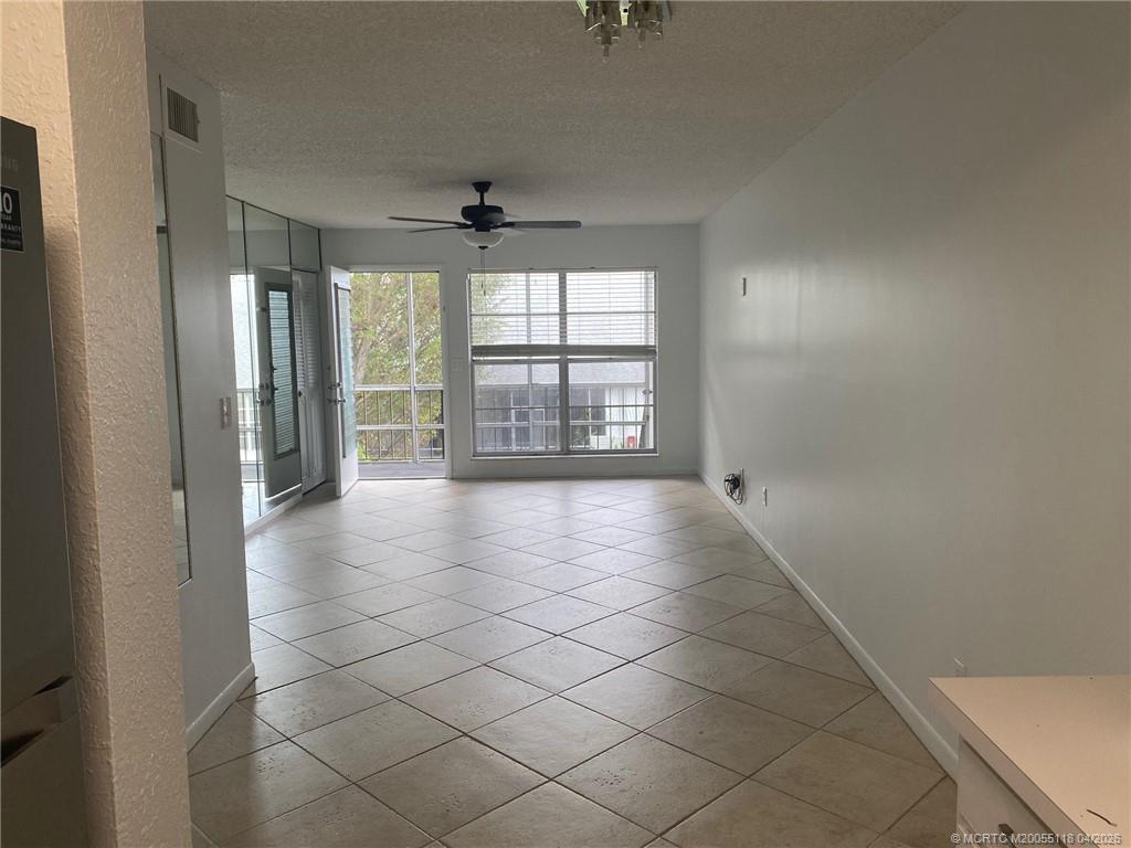 2118 SE Edler Drive B