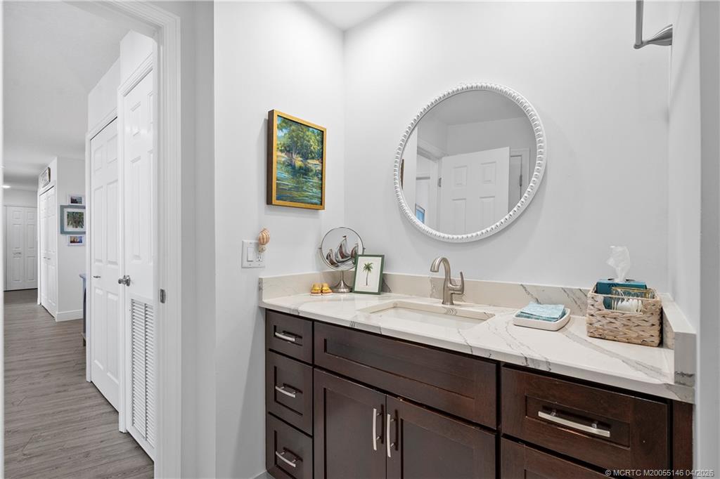 150 SE Four Winds Drive B401