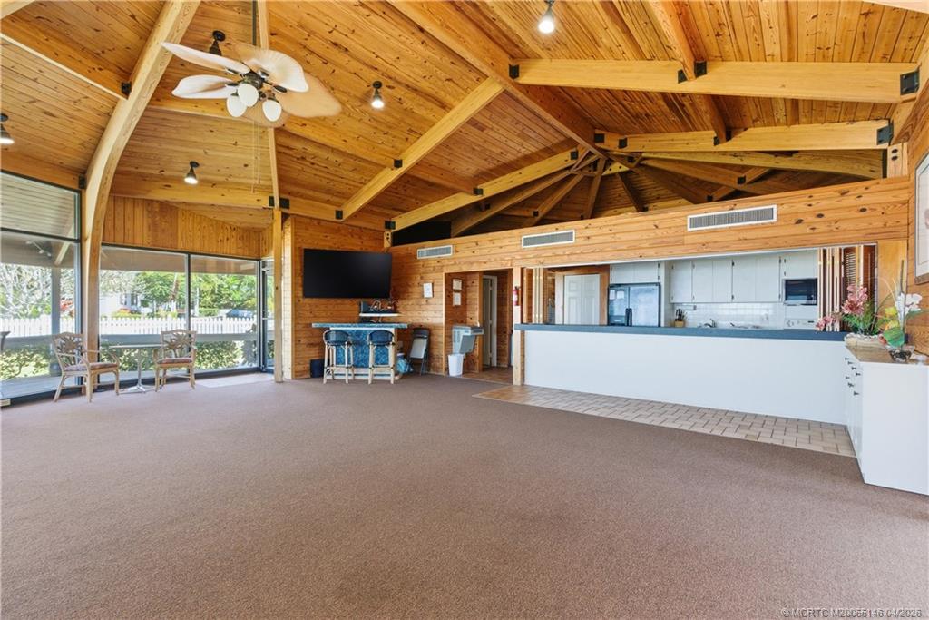 150 SE Four Winds Drive B401