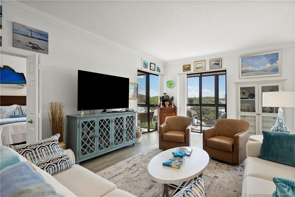 150 SE Four Winds Drive B401