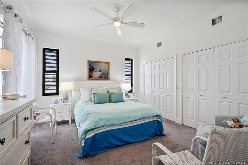 150 SE Four Winds Drive B401