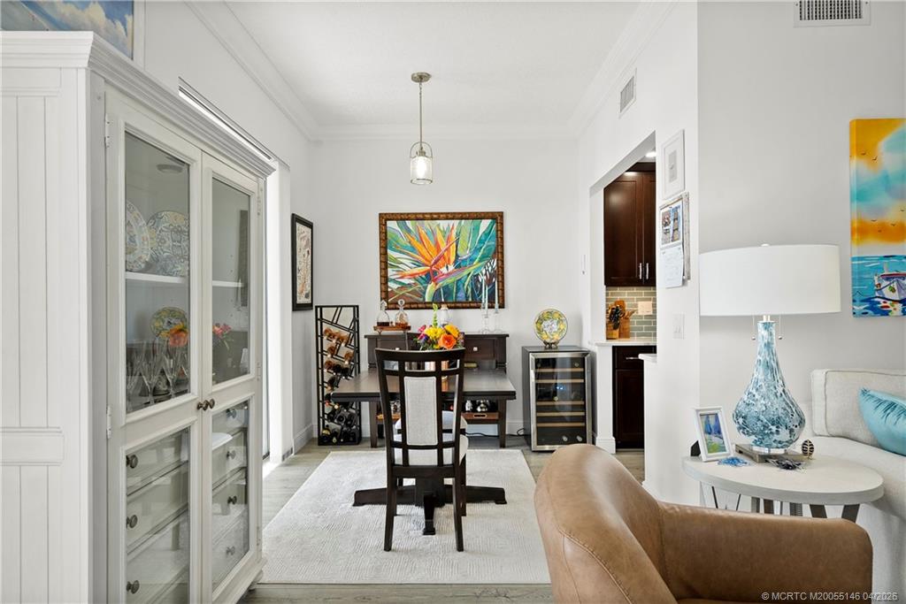 150 SE Four Winds Drive B401