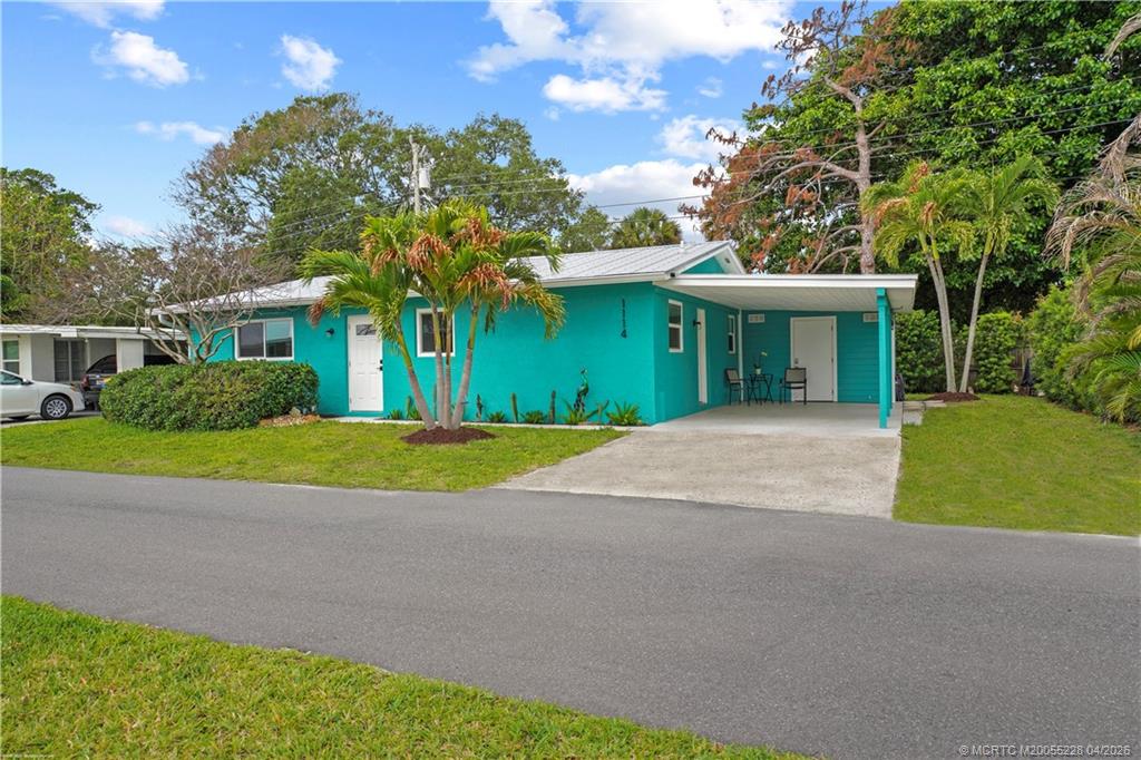 1114 NE Orange Avenue