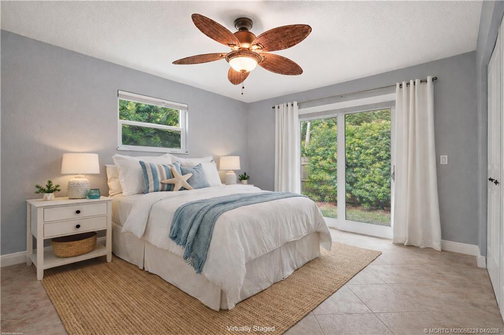 1114 NE Orange Avenue