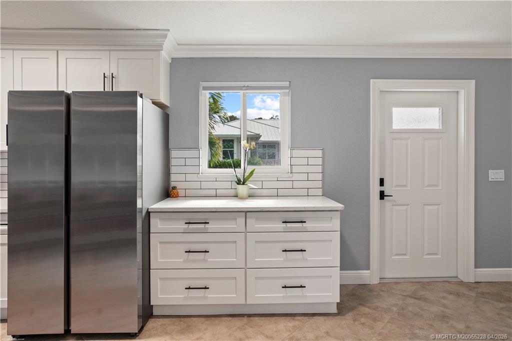 1114 NE Orange Avenue