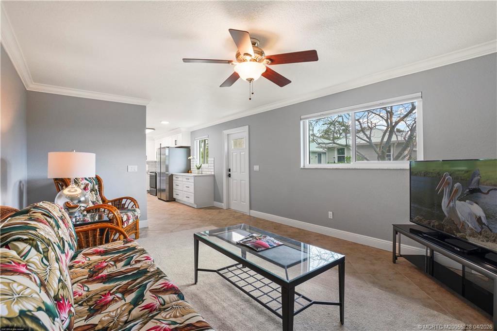 1114 NE Orange Avenue