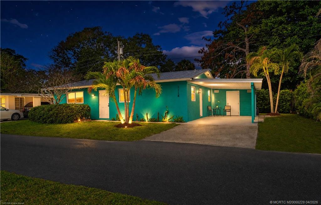 1114 NE Orange Avenue