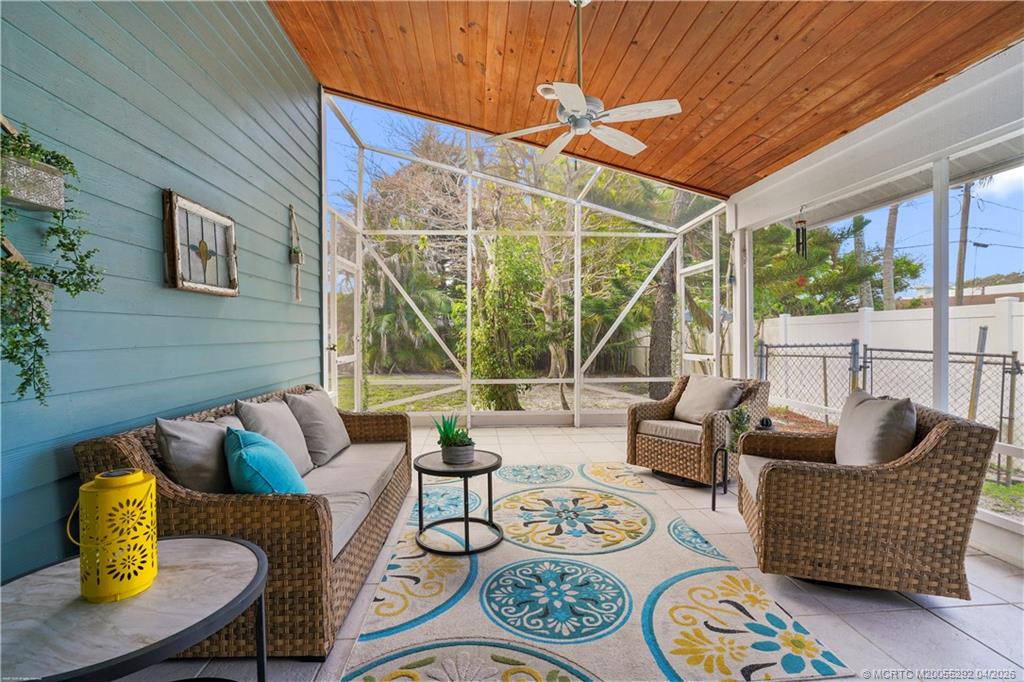 896 SW 34th Terrace